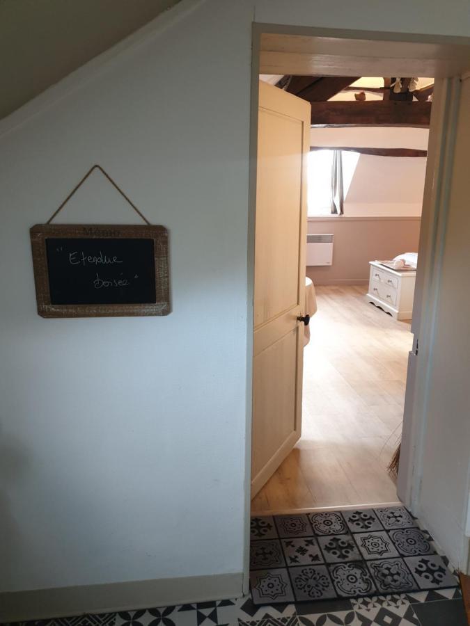 D'Anciennes "Chambres De Bonnes" 翁弗勒尔 外观 照片