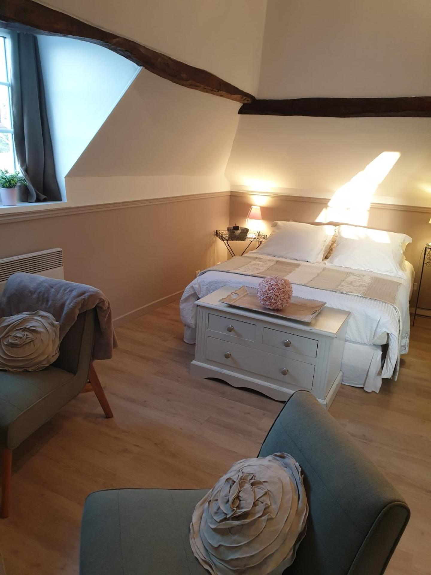 D'Anciennes "Chambres De Bonnes" 翁弗勒尔 外观 照片